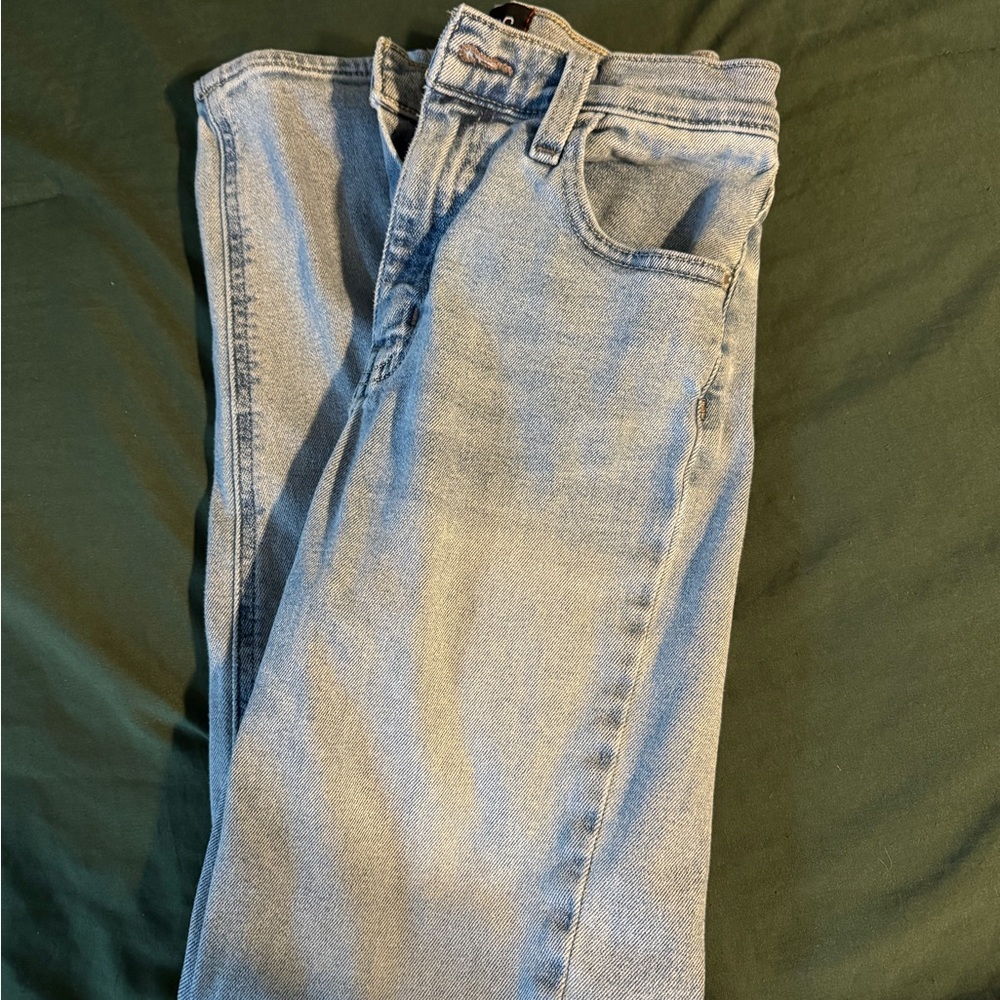 Women’s BDG Girlfriend High-Rise Jeans